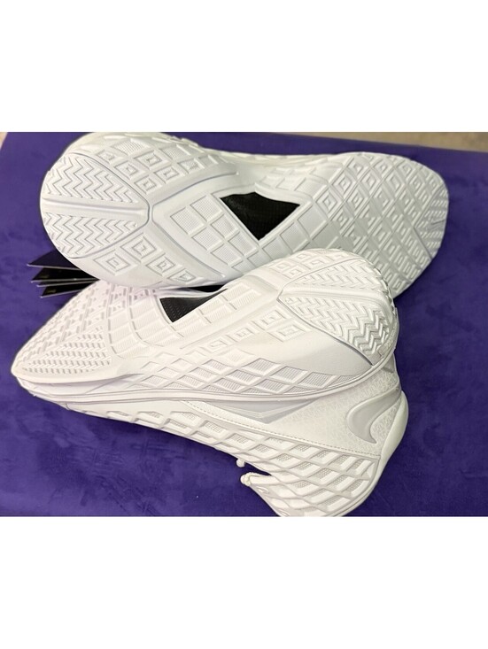 Nike Kobe 3 Protro Basketball Shoes Halo Triple White HM4351-100 Men\'s NWHB SZ11 main image 10